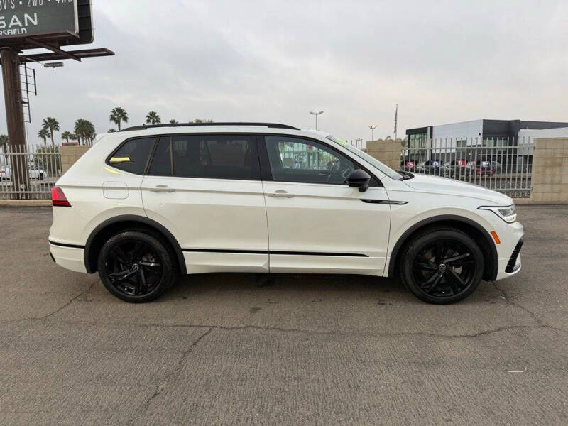 2023 Volkswagen Tiguan SE R-Line Black