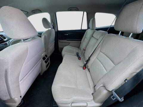 2017 Honda Pilot EX