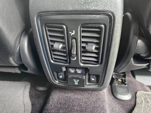 2017 Jeep Grand Cherokee Summit