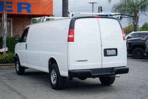 2023 Chevrolet Express 2500