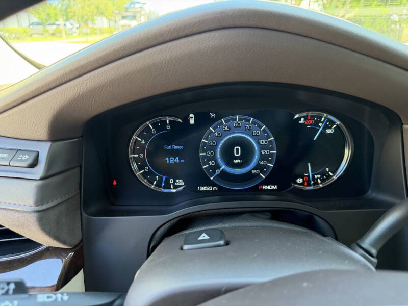 2016 Cadillac Escalade ESV Luxury Collection