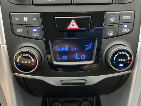 2015 Hyundai Sonata Hybrid