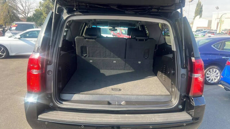 2016 Chevrolet Suburban LS