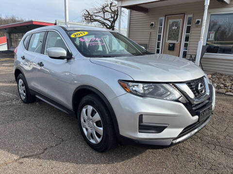 2017 Nissan Rogue for sale at G & G Auto Sales in Steubenville OH