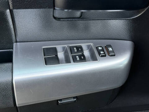 2018 Toyota Sequoia TRD Sport