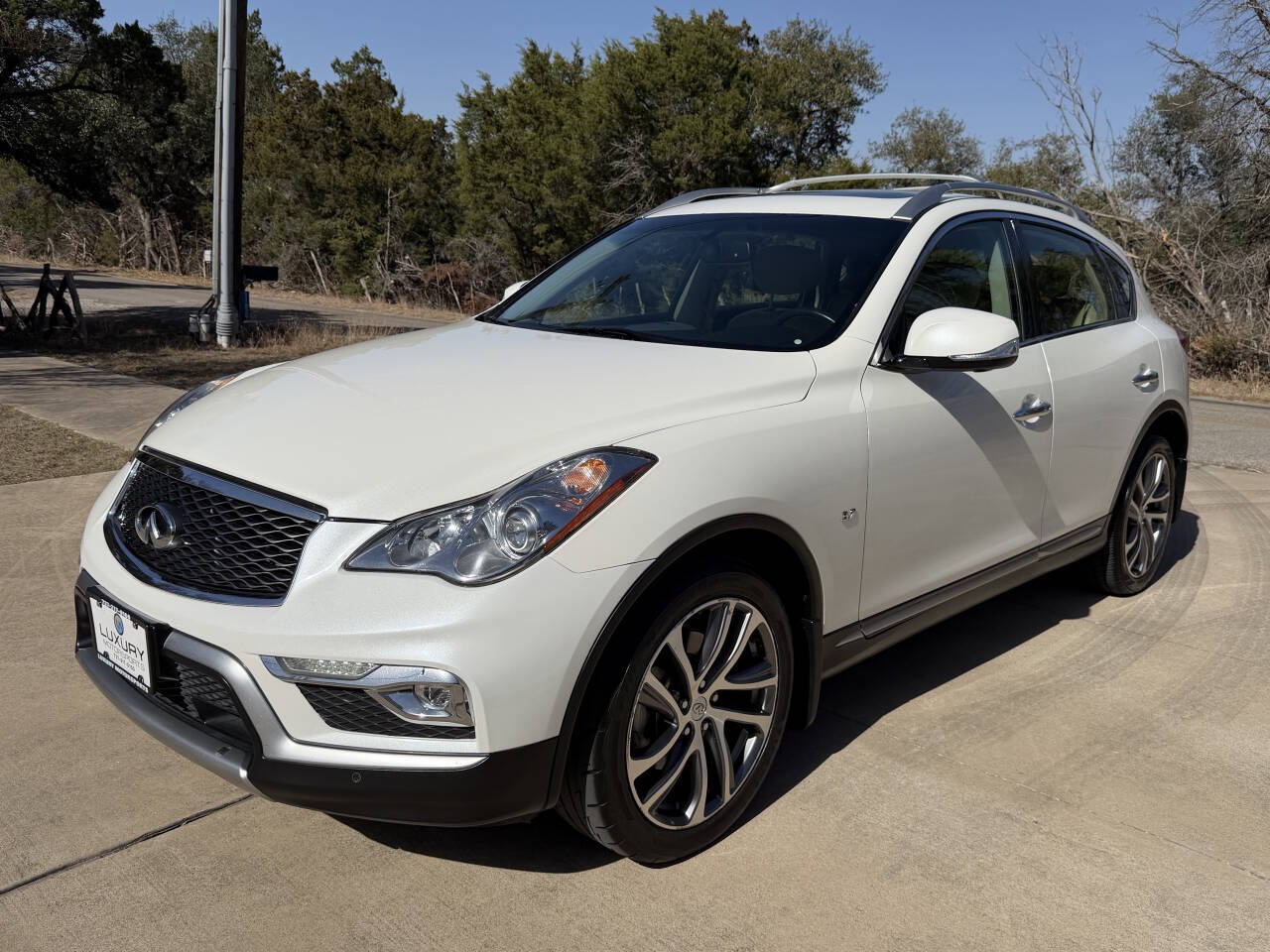 Used Car 2017 Infiniti Qx50  Base Awd 4dr Crossover For Sale Under $15,000 In Austin, Texas