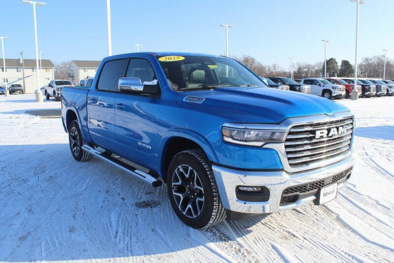 2025 RAM Ram 1500 Pickup Laramie's photo