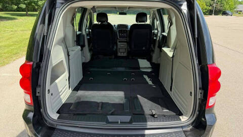 2016 Dodge Grand Caravan American Value Package