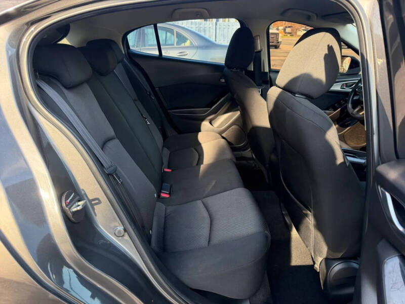 2017 Mazda MAZDA3 Sport