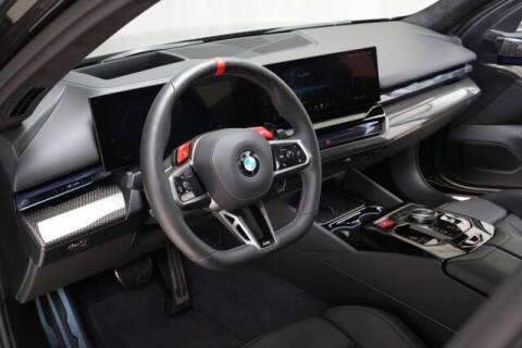 2025 BMW M5