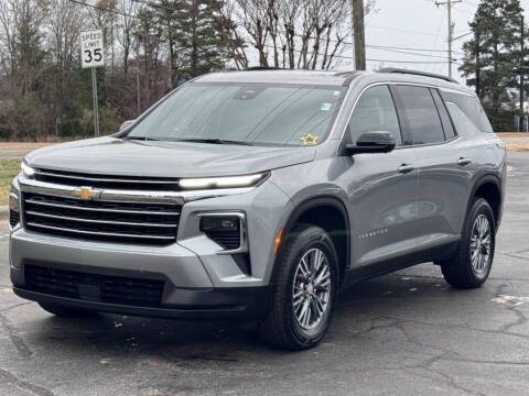 2024 Chevrolet Traverse LT