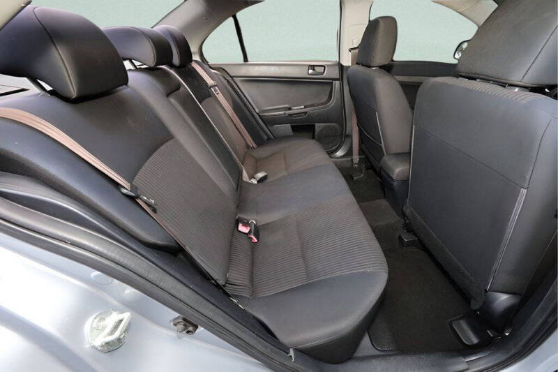 2014 Mitsubishi Lancer ES