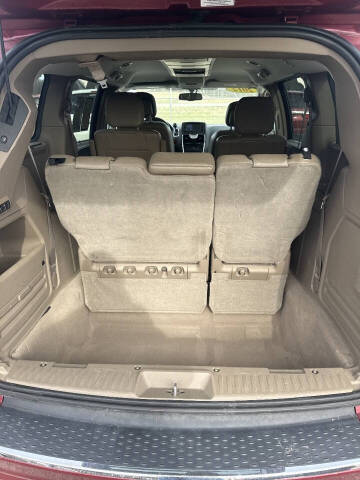 2012 Chrysler Town and Country Touring-L