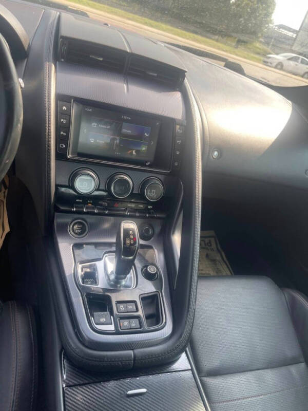 2018 Jaguar F-TYPE R-Dynamic