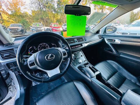 2011 Lexus CT 200h Premium