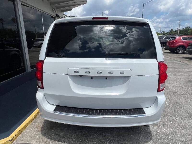 2017 Dodge Grand Caravan SE