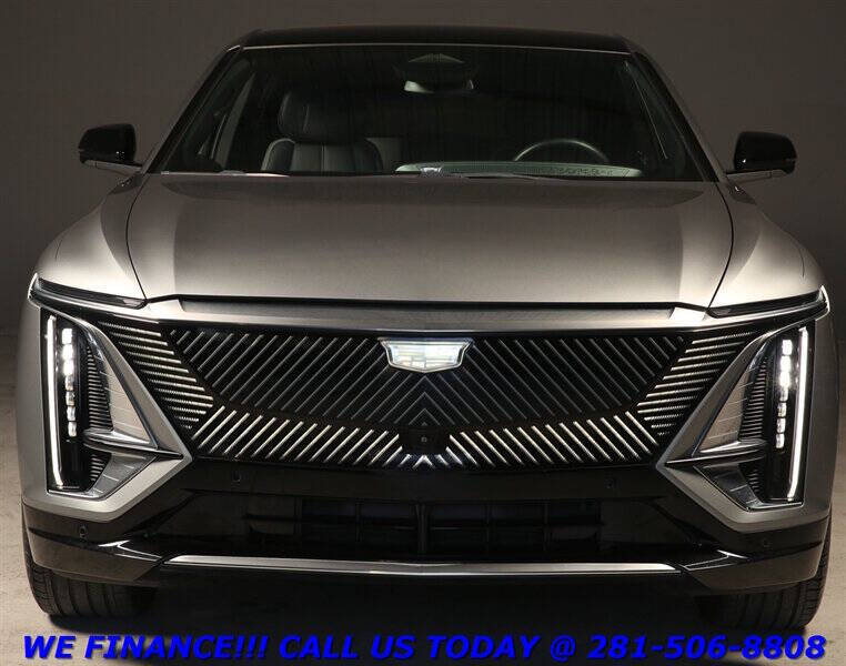 2024 Cadillac LYRIQ Tech