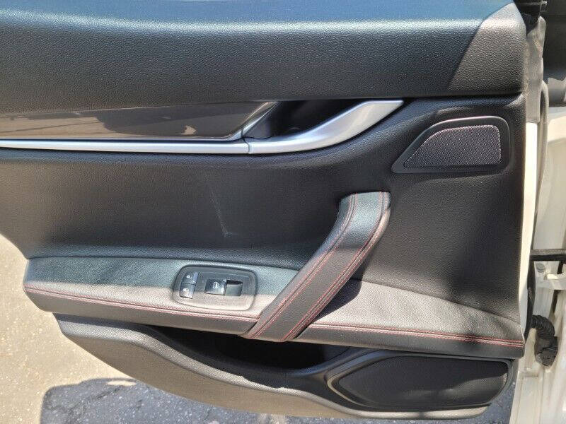 2016 Maserati Ghibli