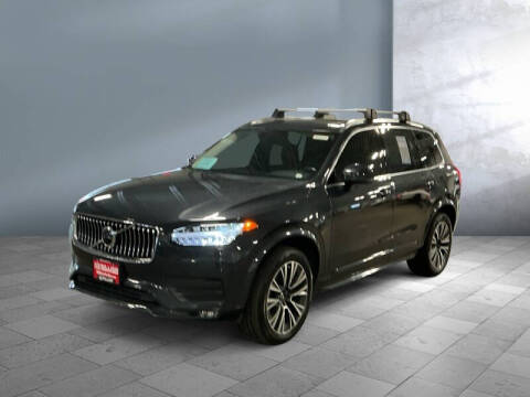 2021 Volvo XC90 T6 Momentum 7-Passenger