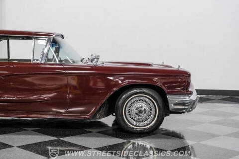 1960 Ford Thunderbird