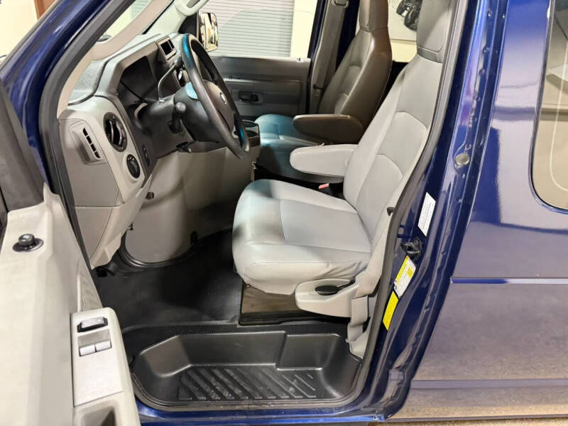 2013 Ford E-Series E-250
