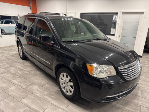 2013 Chrysler Town and Country Touring