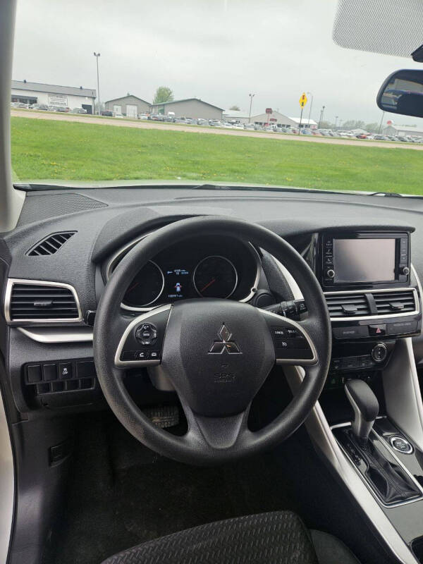 2019 Mitsubishi Eclipse Cross ES