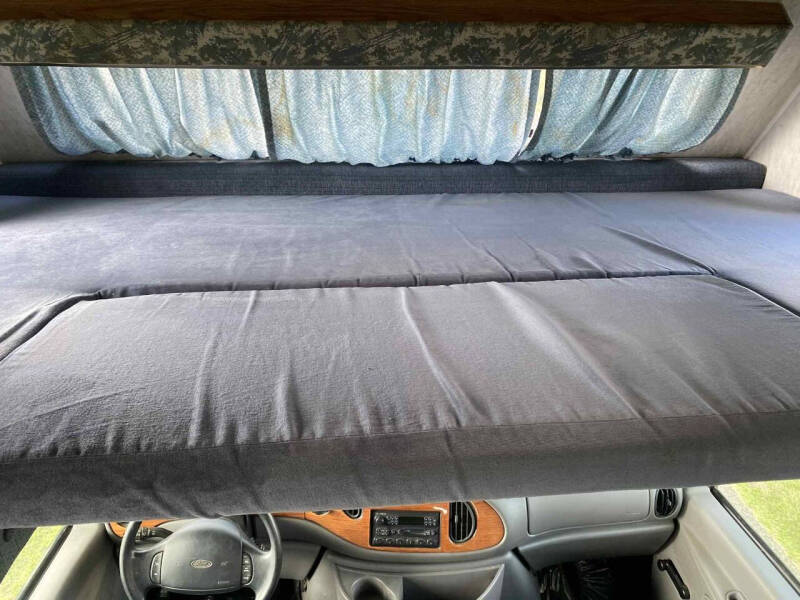 1998 Ford E-Series E-350