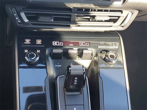 2021 Porsche 911 Carrera