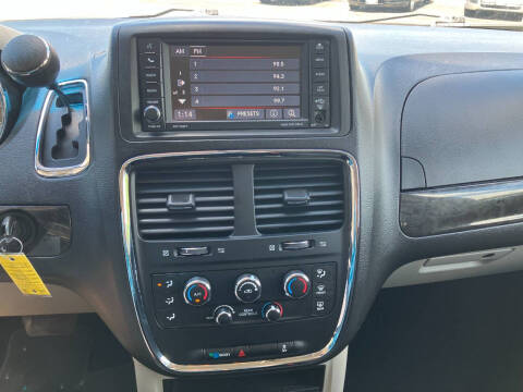 2017 Dodge Grand Caravan SE Plus