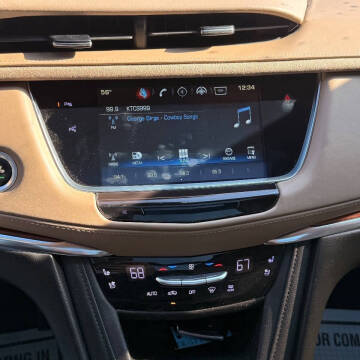 2019 Cadillac XT5 Platinum