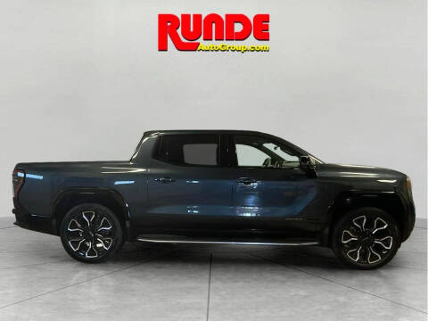 2025 GMC Sierra EV Denali