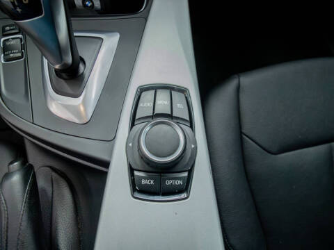 2012 BMW 3 Series 328i