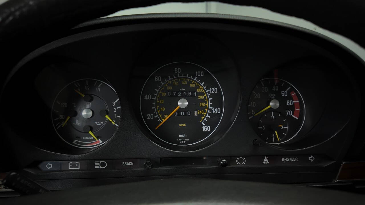 1982 Mercedes-Benz 380-Class 42