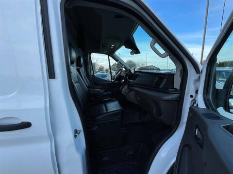 2022 Ford Transit 250