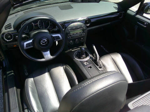 2006 Mazda MX-5 Miata Sport