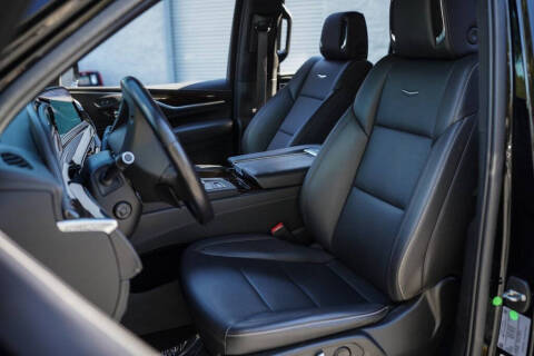 2022 Cadillac Escalade ESV Luxury