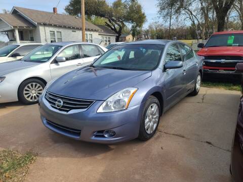 2011 Nissan Altima for sale at GILLIAM AUTO SALES in Guthrie OK