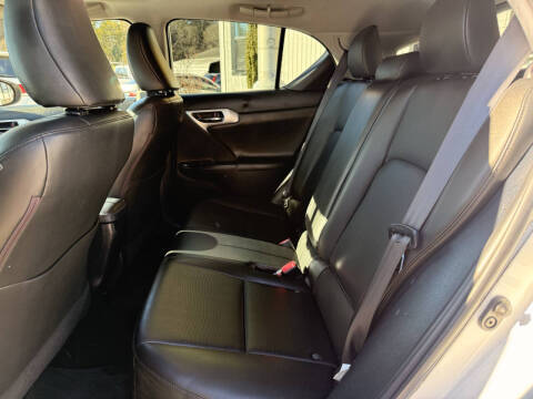 2011 Lexus CT 200h Premium