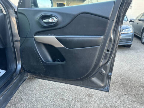 2017 Jeep Cherokee Latitude