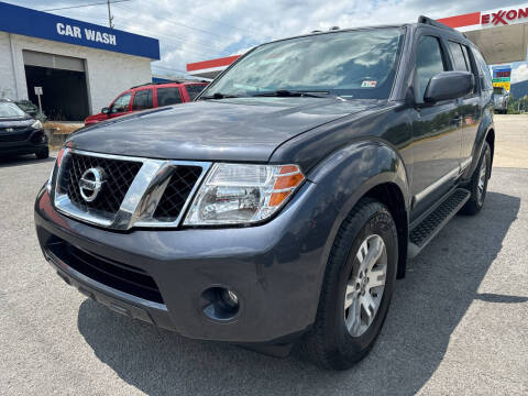 2012 Nissan Pathfinder for sale at HarrogateAuto.com - tazewell auto.com in Tazewell TN