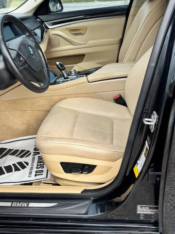 2013 BMW 5 Series 528i