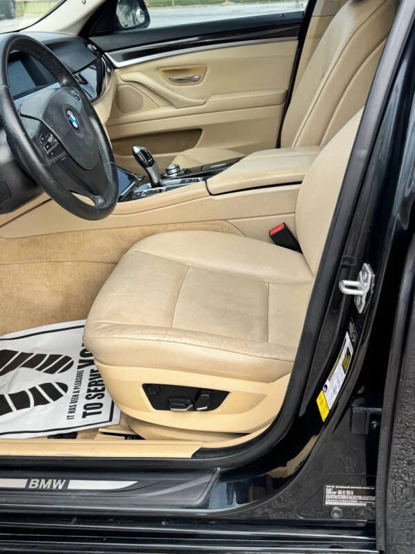 2013 BMW 5 Series 528i