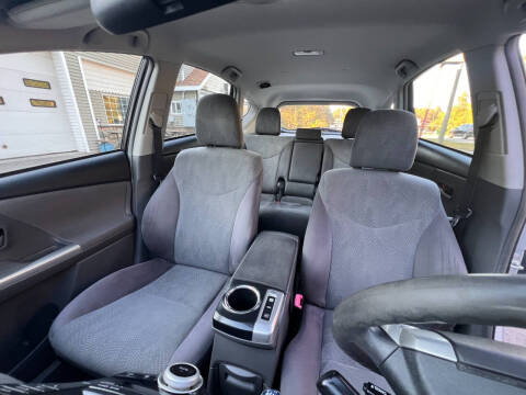 2012 Toyota Prius v Three