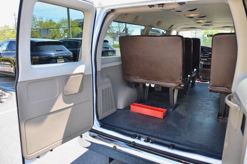 2008 Ford E-Series E-150 XLT