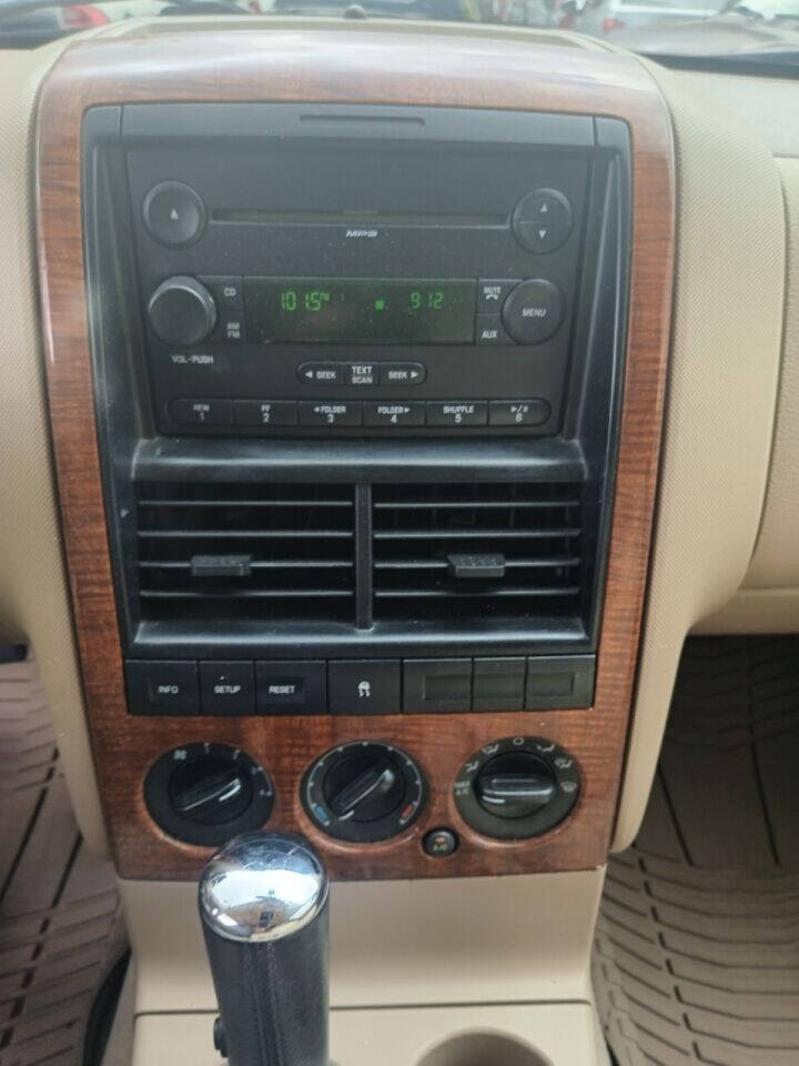 2007 Ford Explorer SUV / Crossover - $6,950