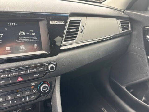 2017 Kia Niro EX