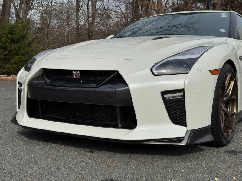 2014 Nissan GT-R Premium
