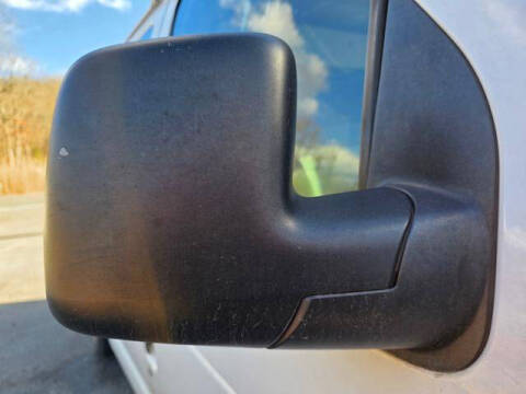 2005 Ford E-Series E-250