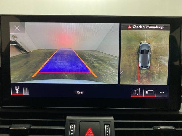 2023 Audi Q5 quattro Premium Plus 40 TFSI